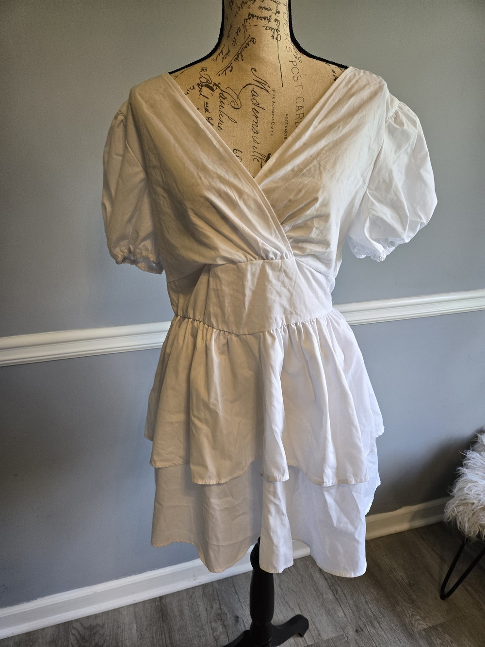 Women's White Puff-Sleeve Tiered Wrap Dress